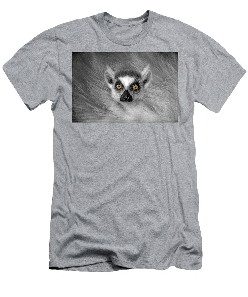 Lemur with Selective Color Tj Baccari T-Shirt